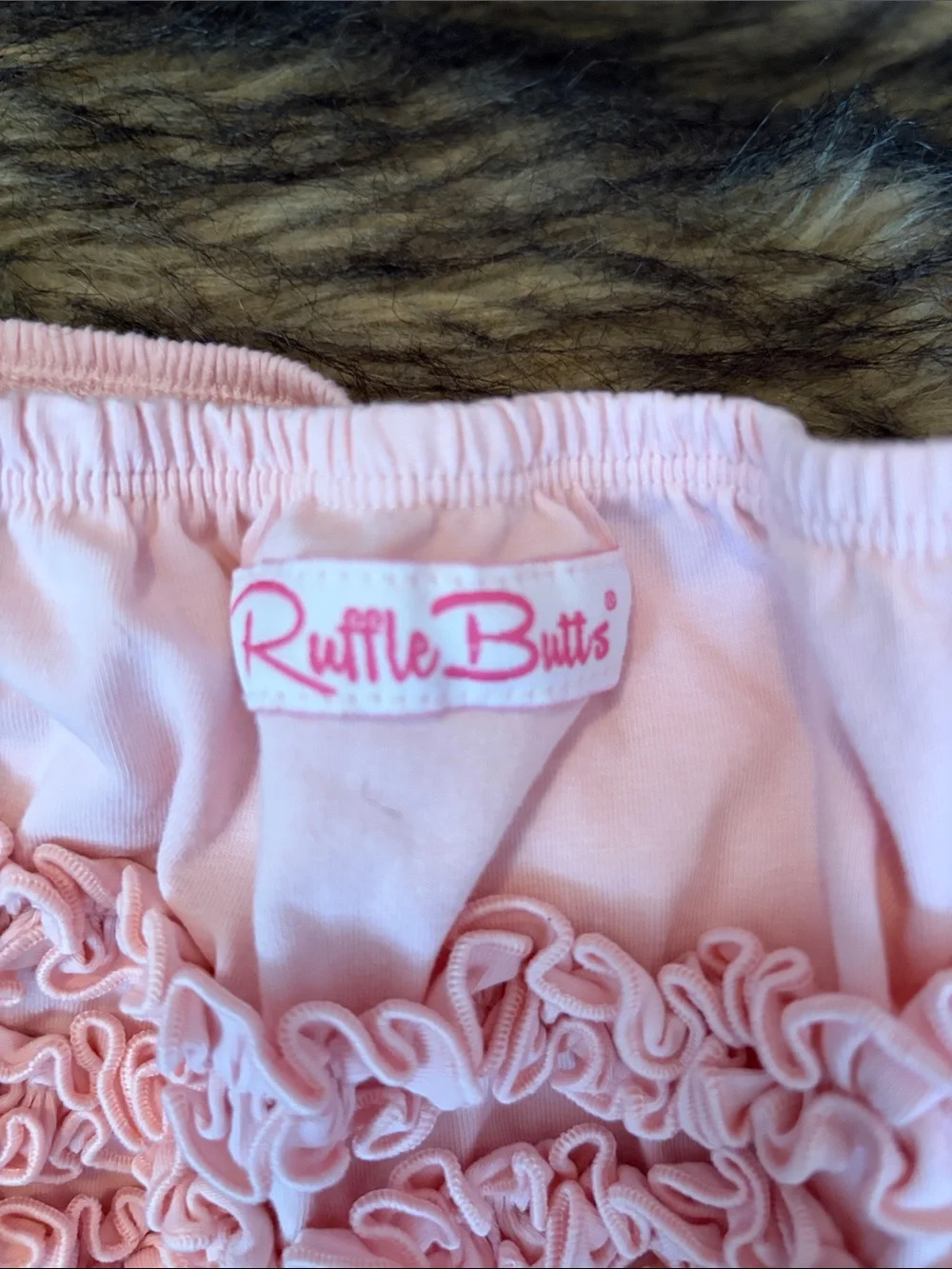 Ruffle Butts sweet light